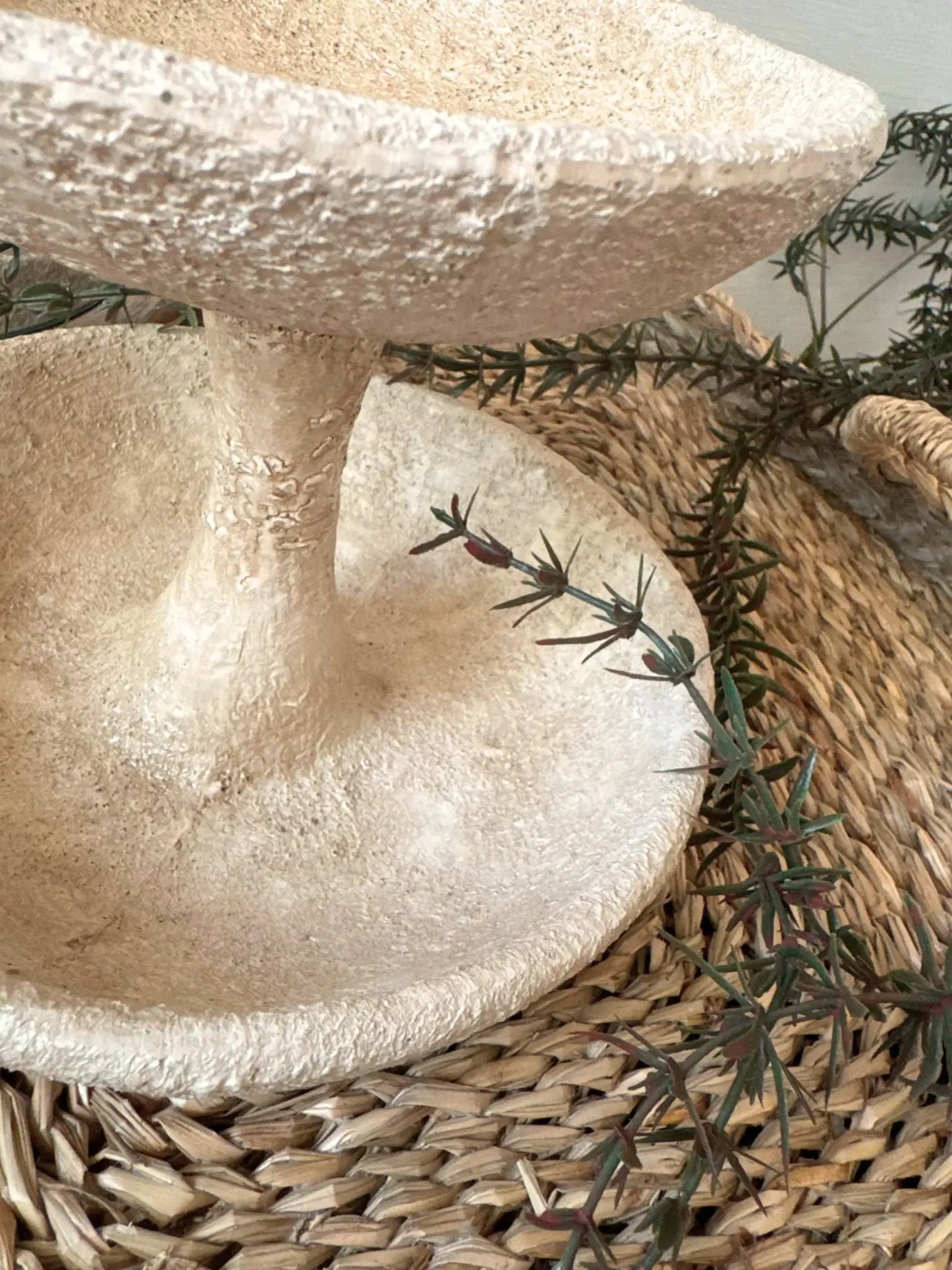 Etagère aardewerk beige