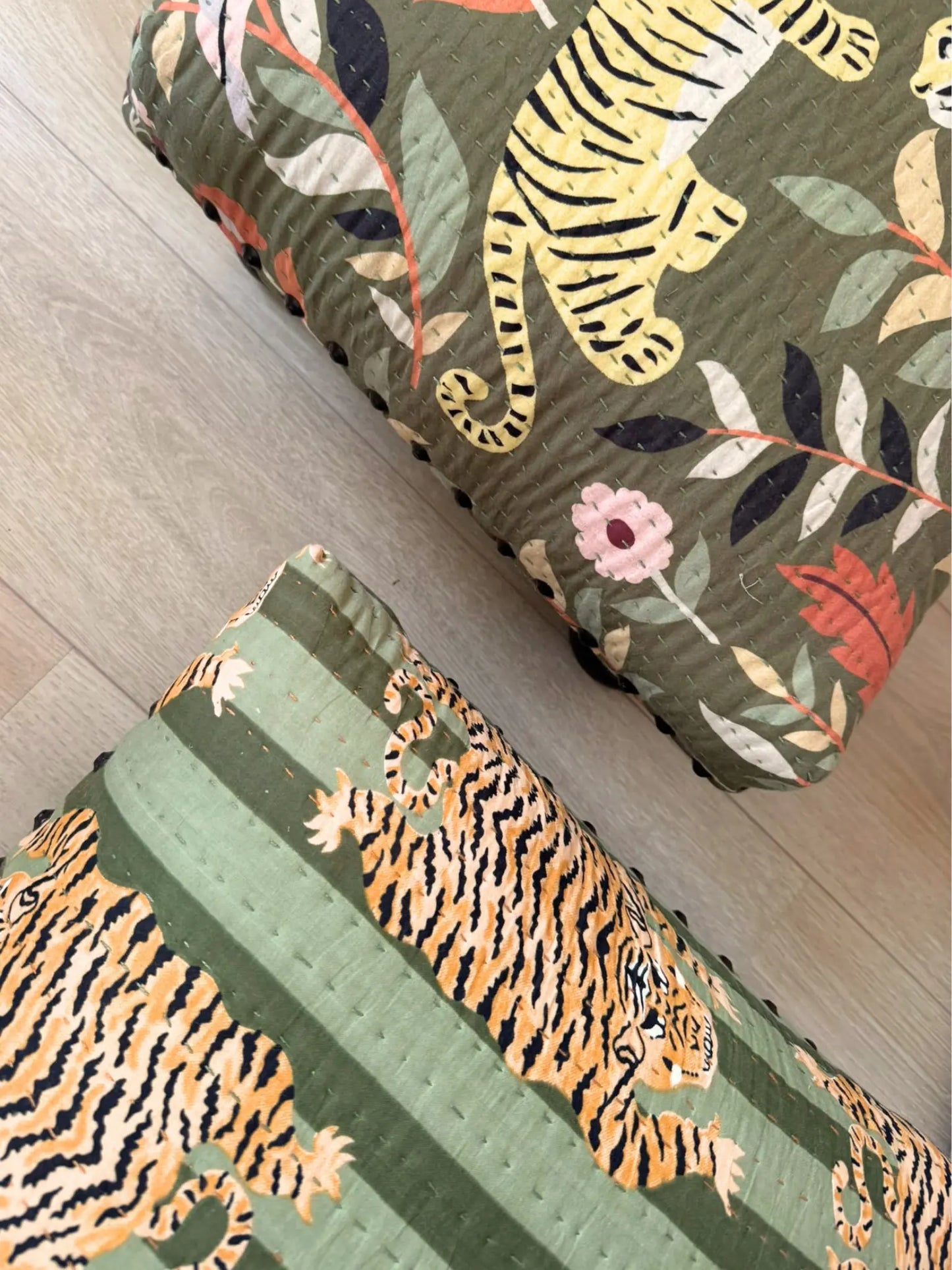Voetenbank Botanical Tigers