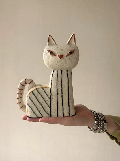 Aardewerk ornament kat