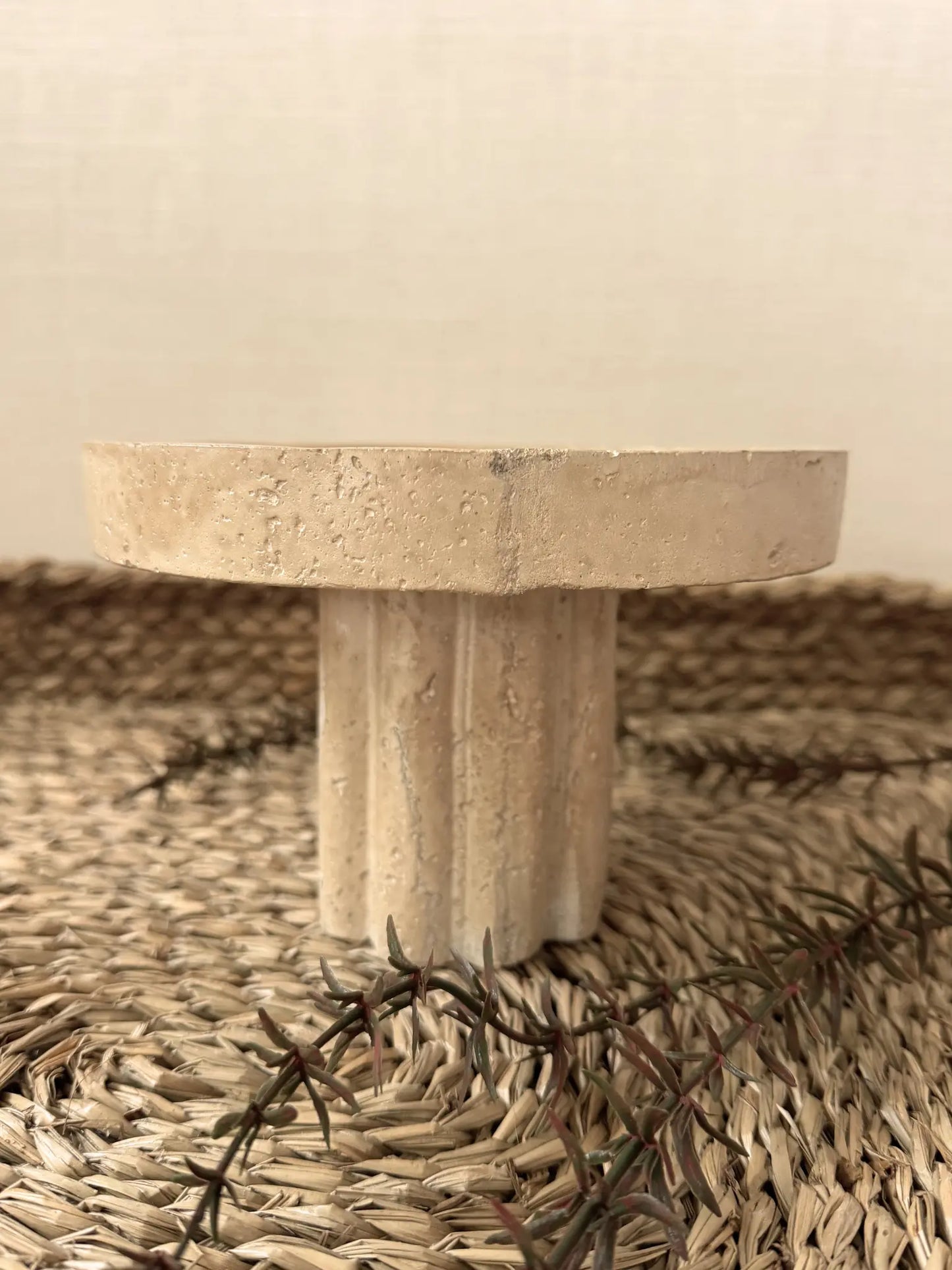 Aardewerk plateau verhoger beige