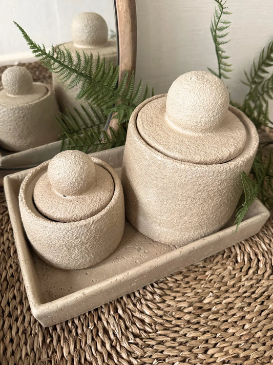 Aardewerk dienblad met potten