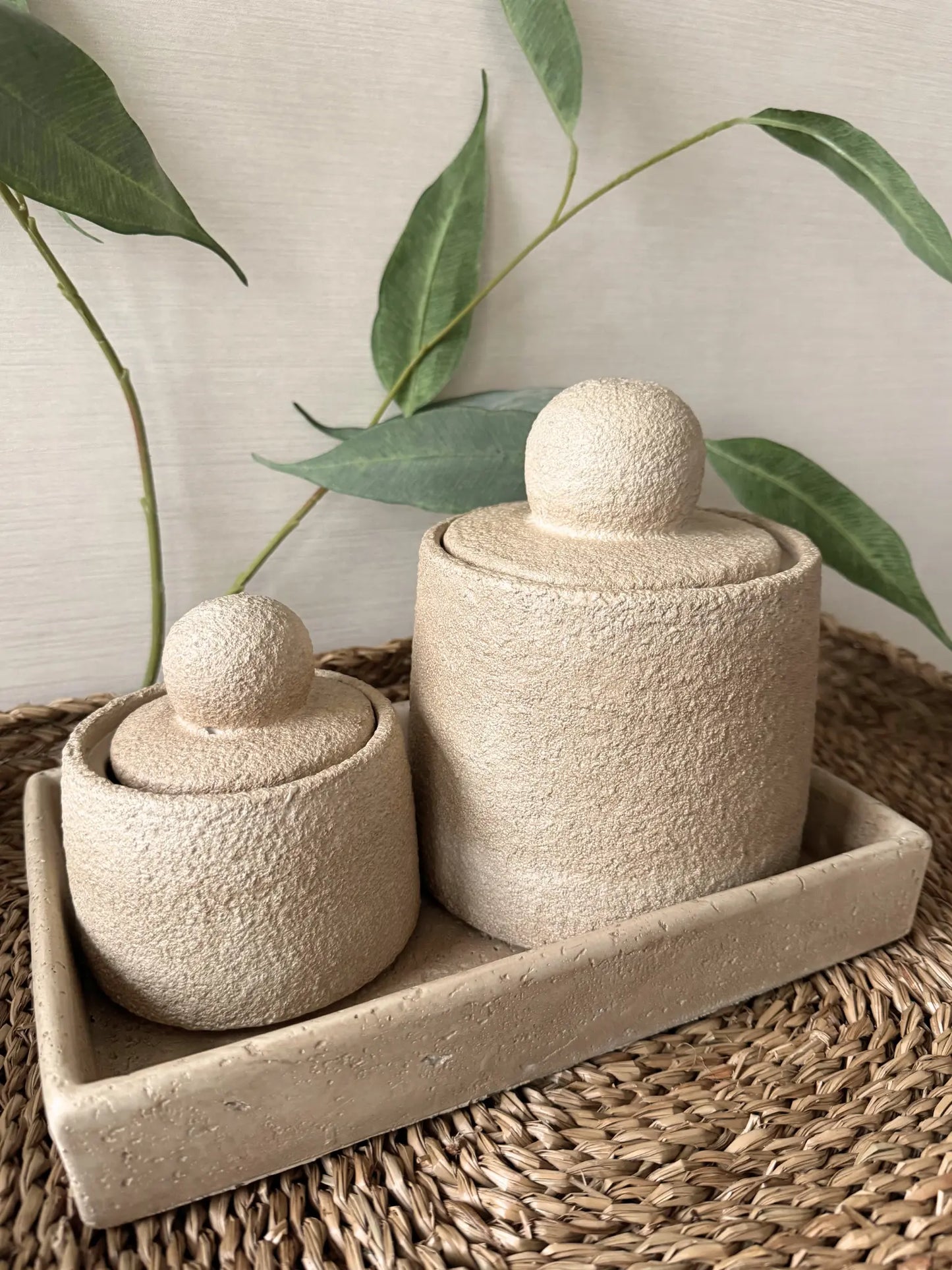 Aardewerk dienblad met potten