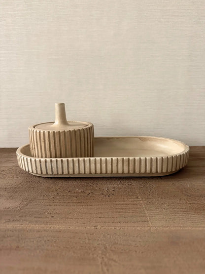 Aardewerk dienblad met pot