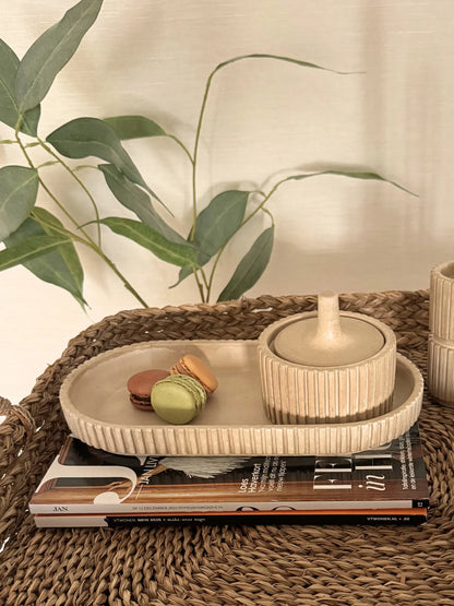 Aardewerk dienblad met pot