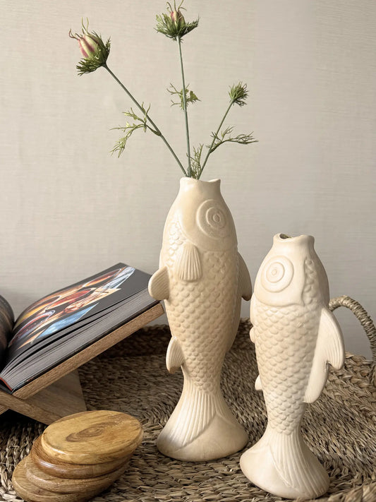 Aardewerk vaas vis beige