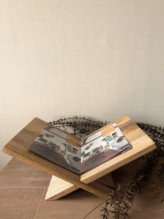 Boekenstandaard Light & Living