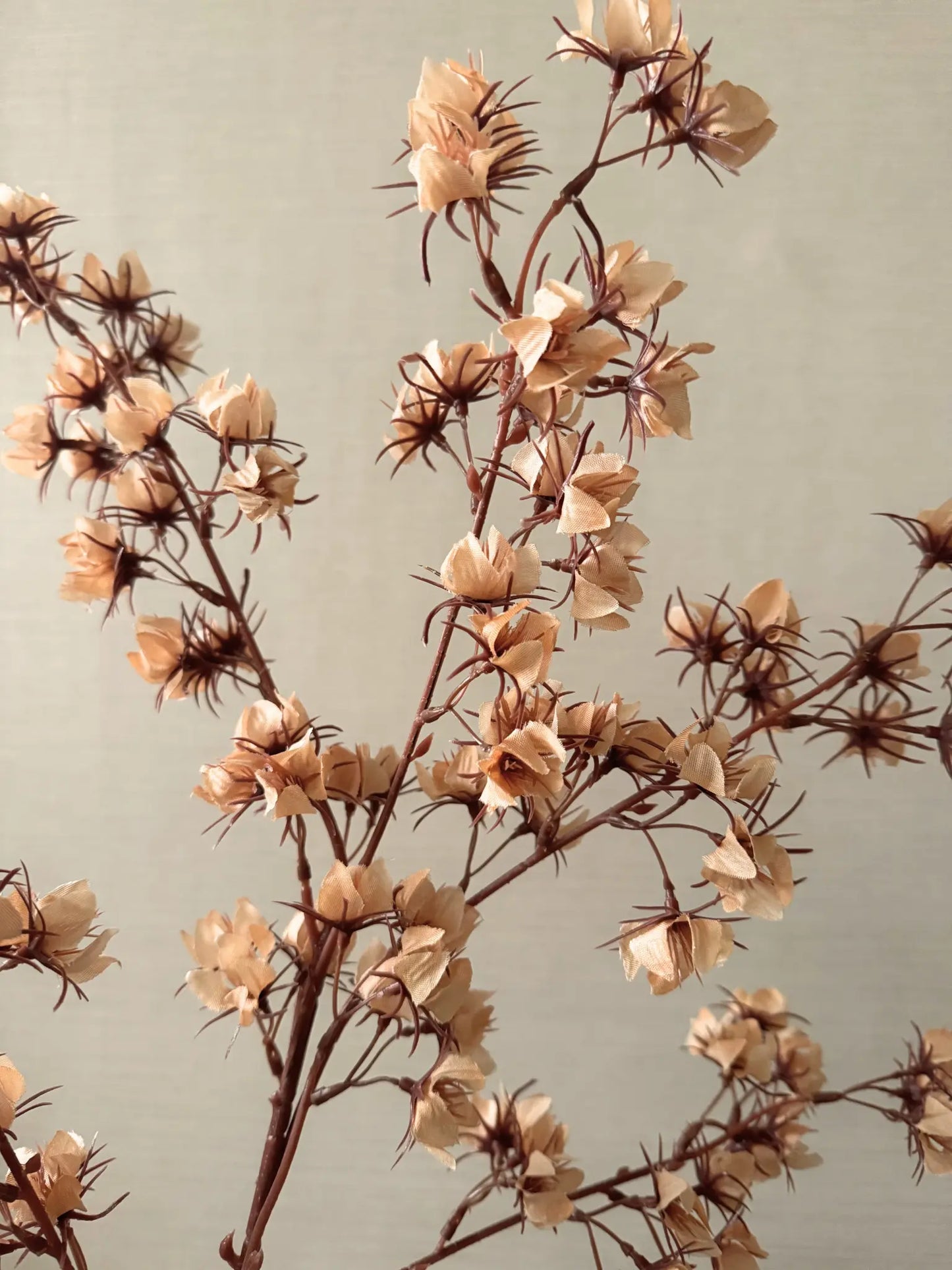 Kunstgroen roze bruin