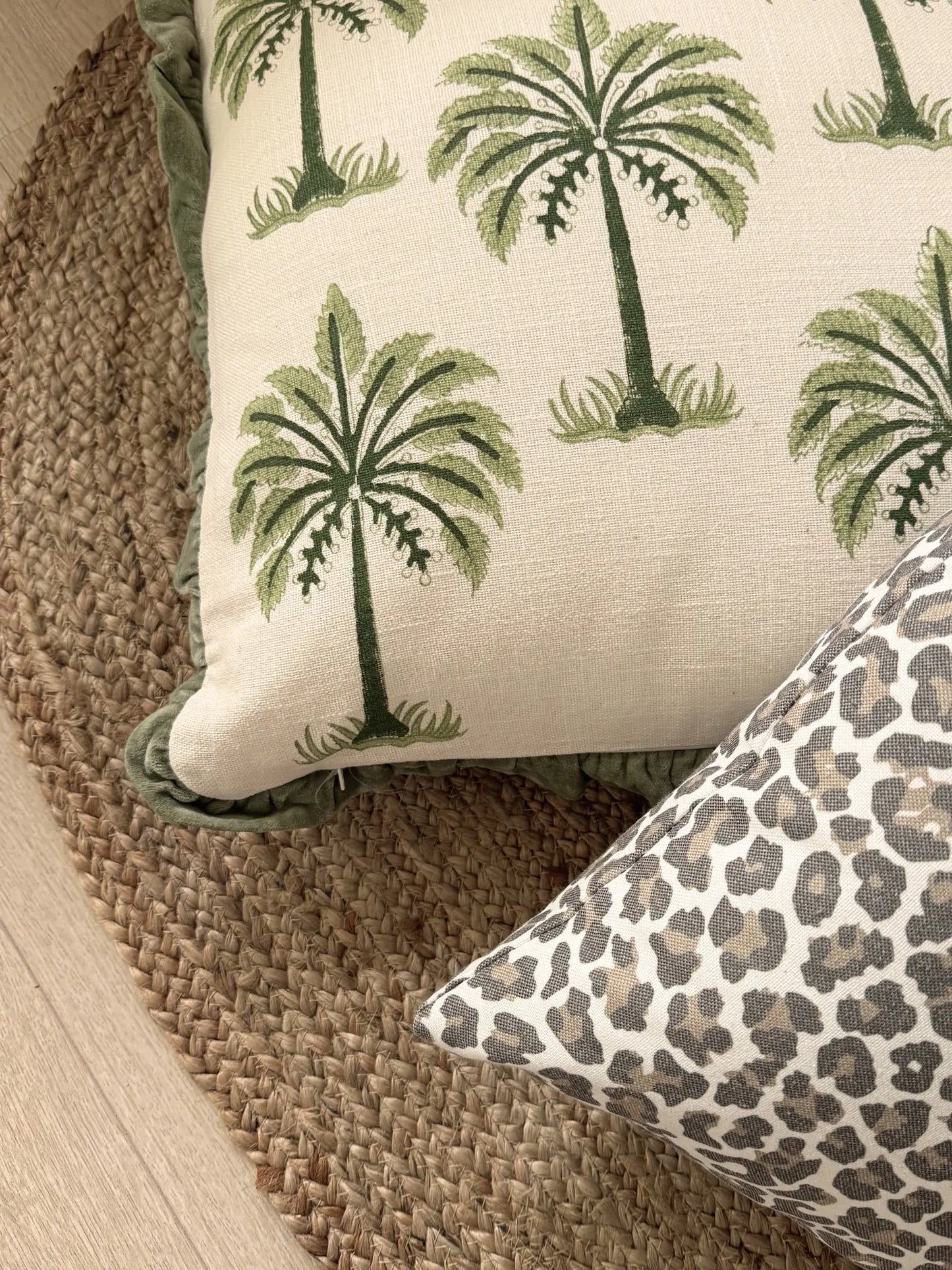 Kussen palm met roezels groen