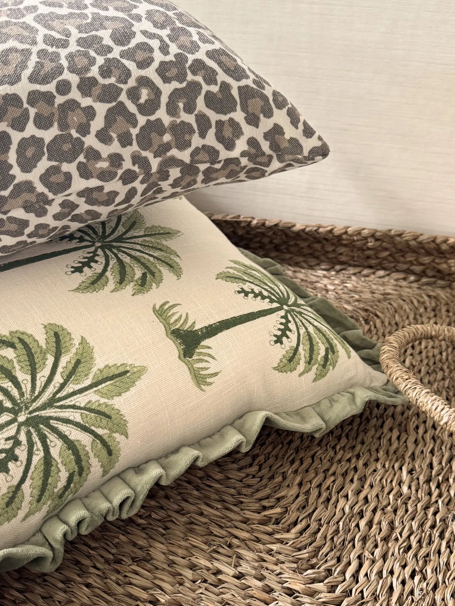 Kussen panterprint beige