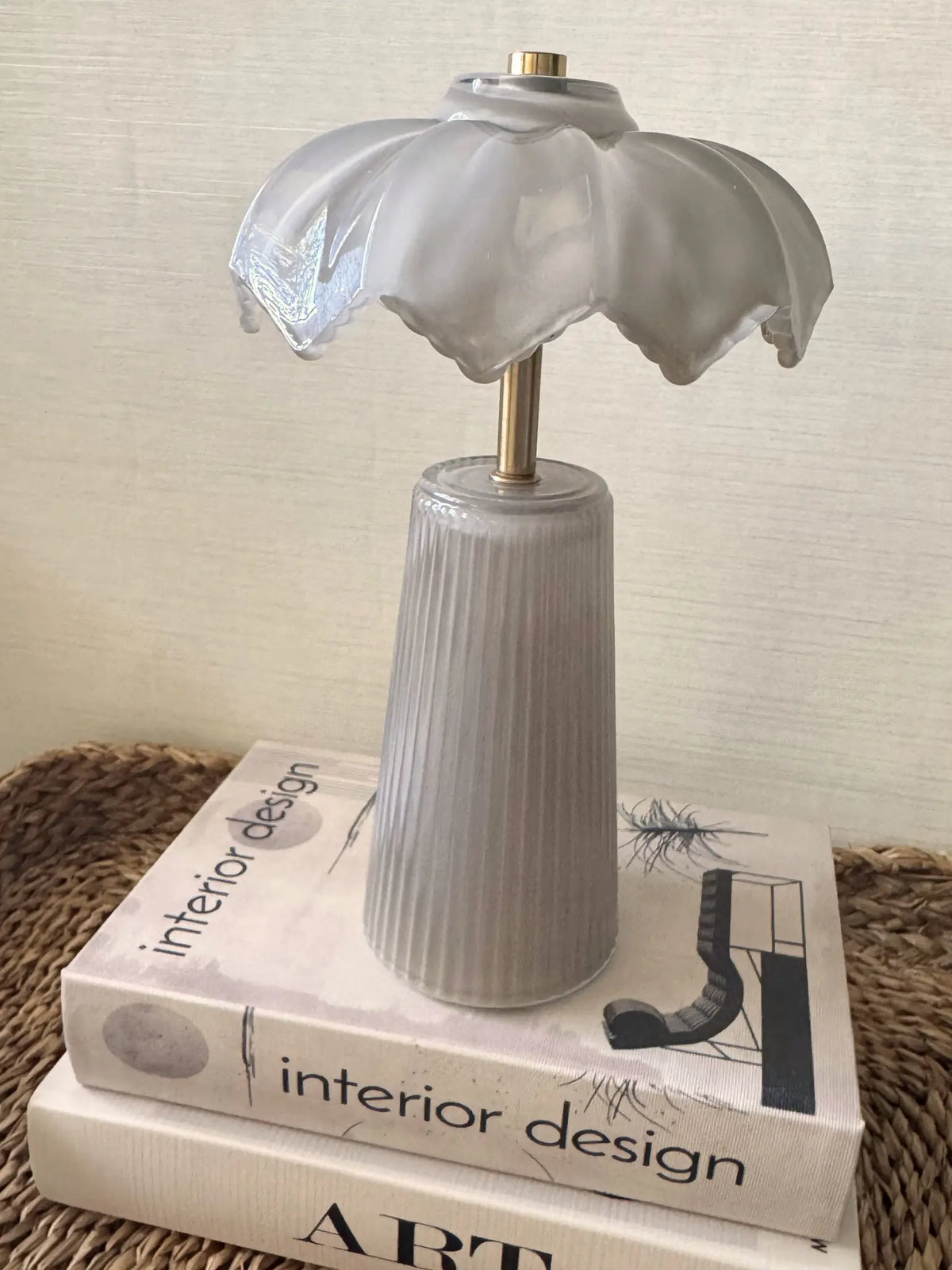 LED lamp taupe