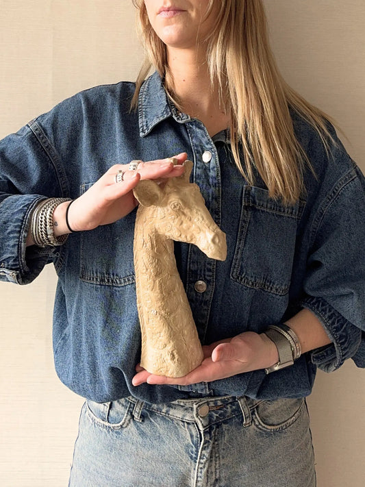 Ornament giraffe beige