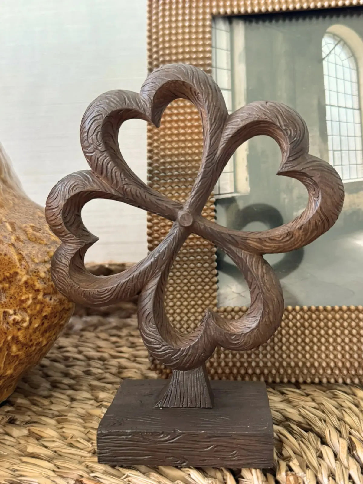 Ornament klavertje vier bruin
