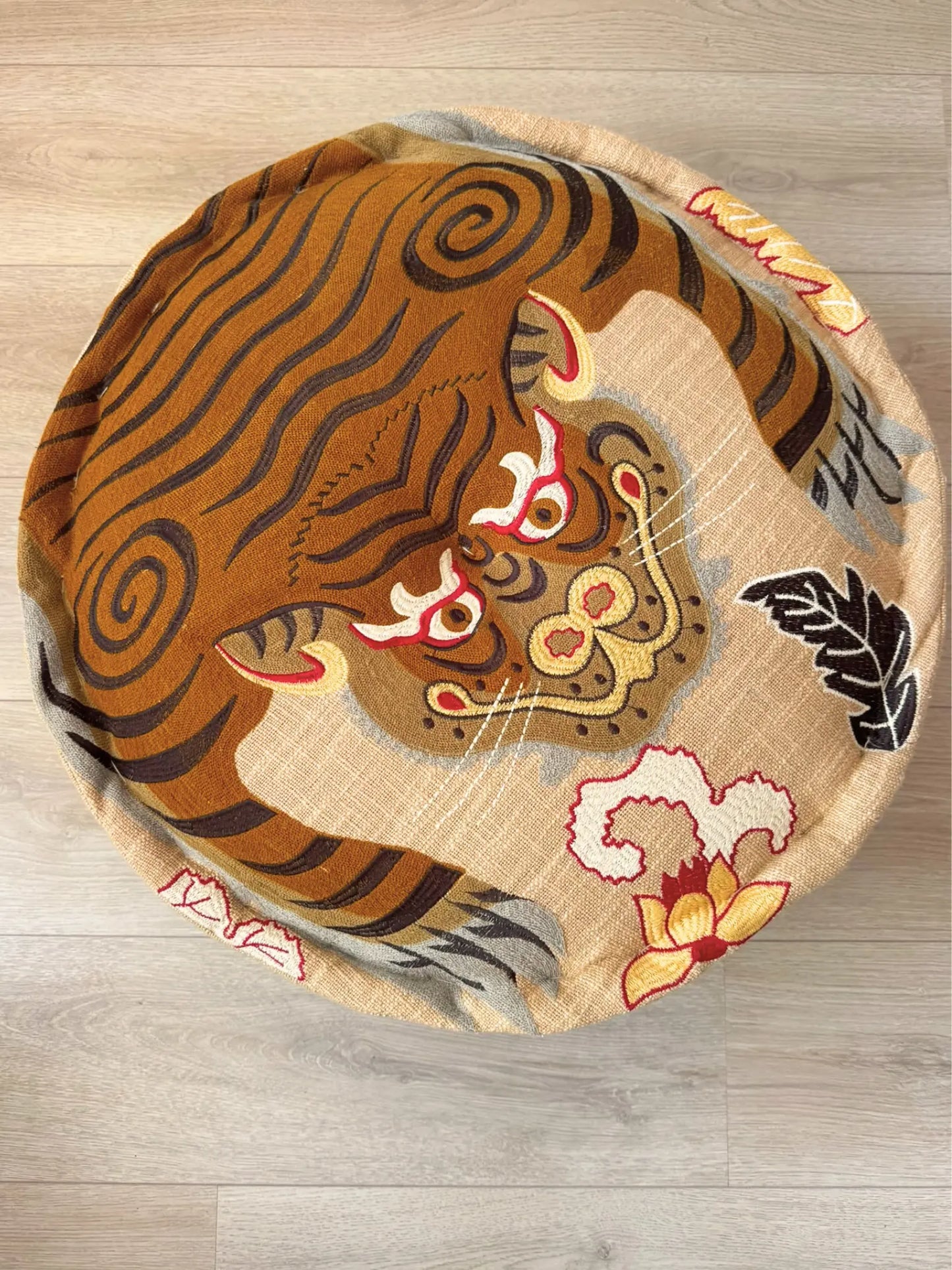 Poef Safari Shield