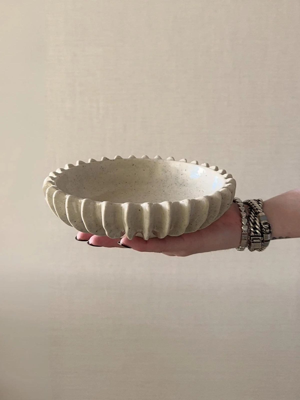 Keramieken schaal beige