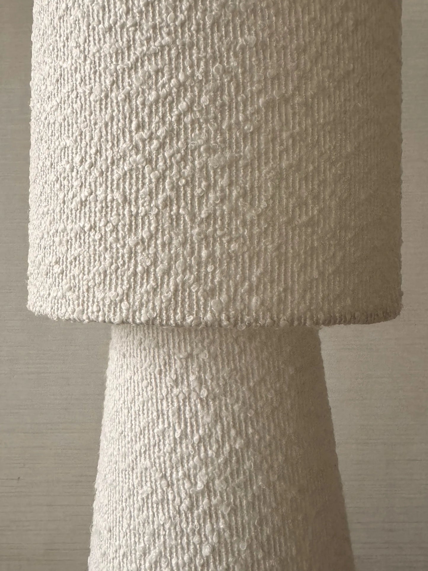 Tafellamp Mikkel bouclé crème