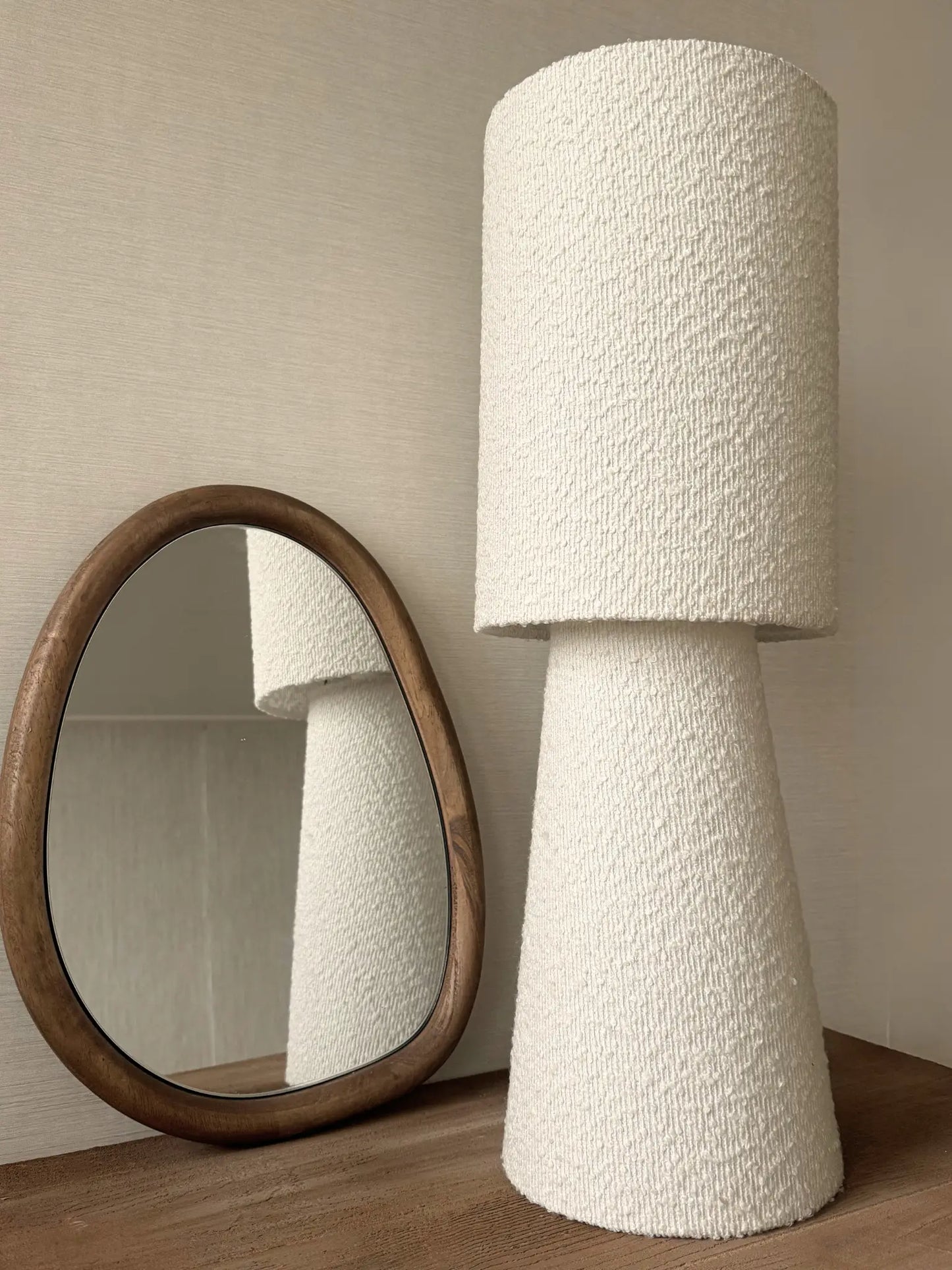 Tafellamp Mikkel bouclé crème