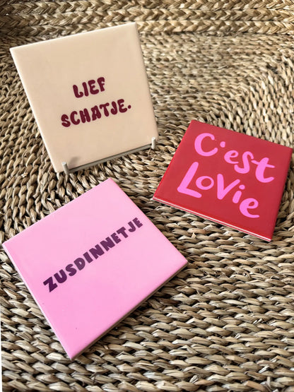 Tegeltje - C'est lovie
