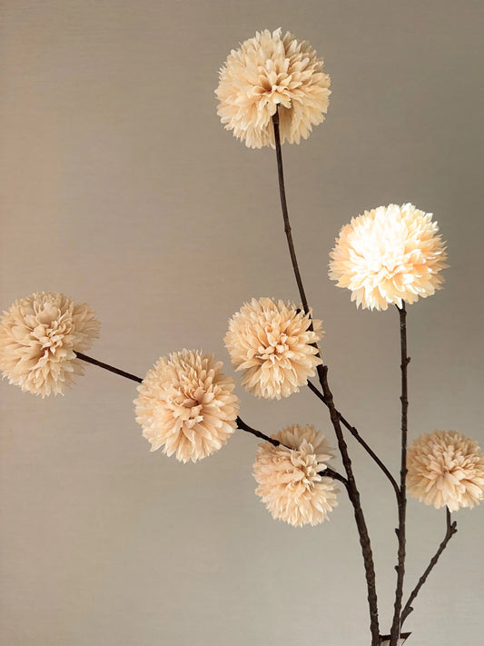 Kunstgroen pompom crème 98 cm